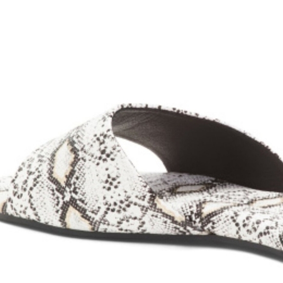 🔹️SOLEI SEA🔹️ Jolie Flip Flop Sandals Python for women Size 6 Only - Picture 4 of 6